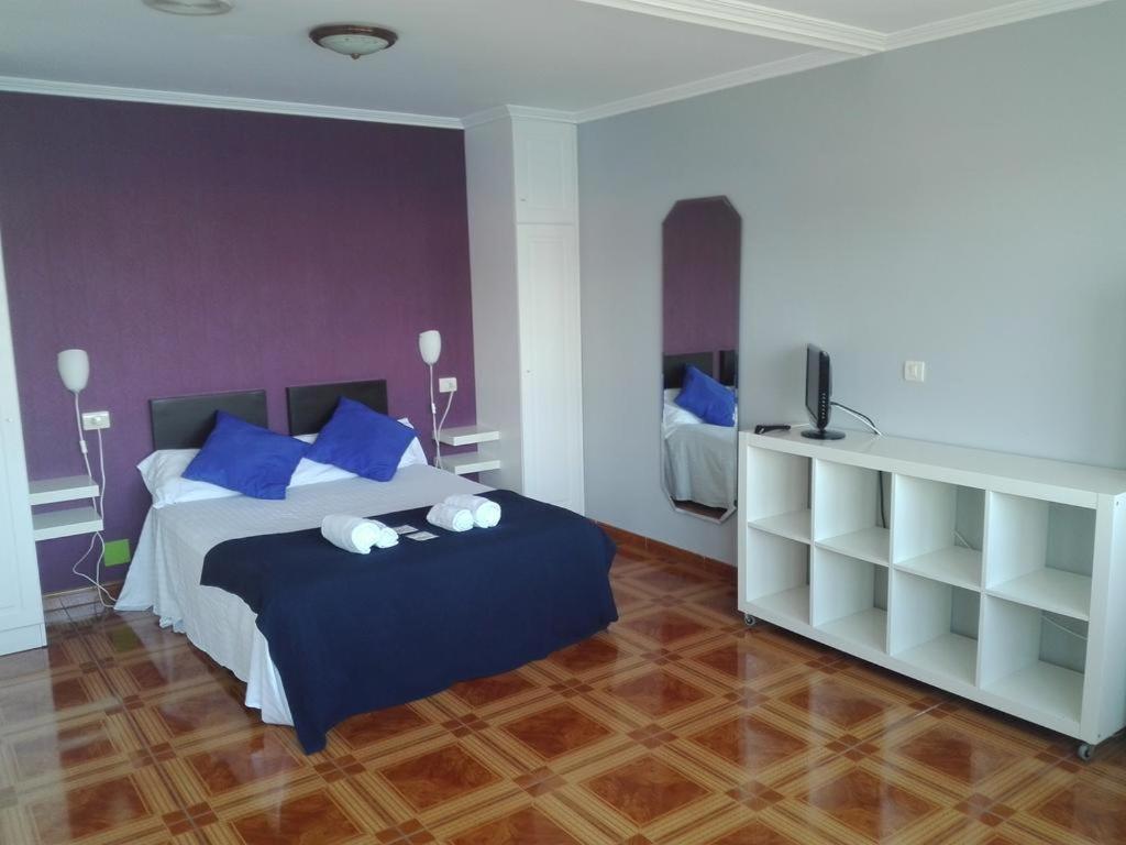 Hotel Corcubion Playa De Quenxe Стая снимка