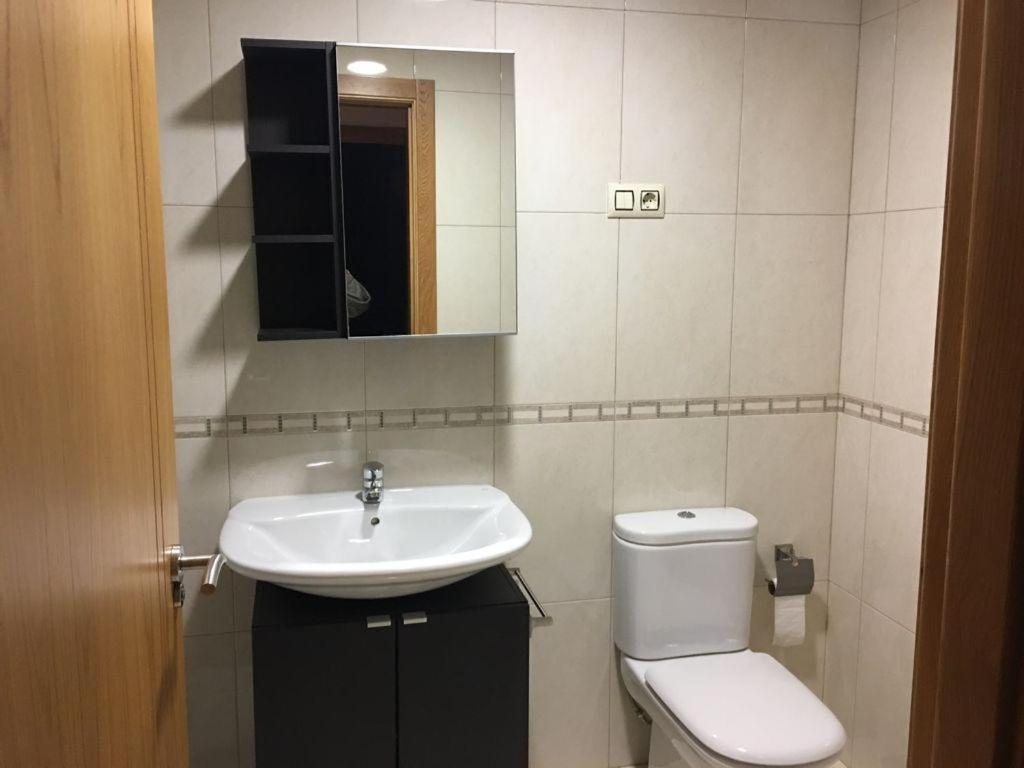 Hotel Corcubion Playa De Quenxe Стая снимка