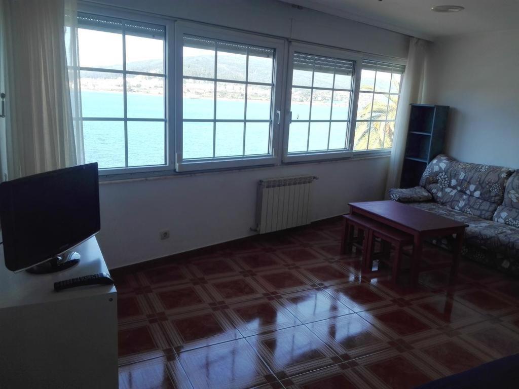 Hotel Corcubion Playa De Quenxe Стая снимка