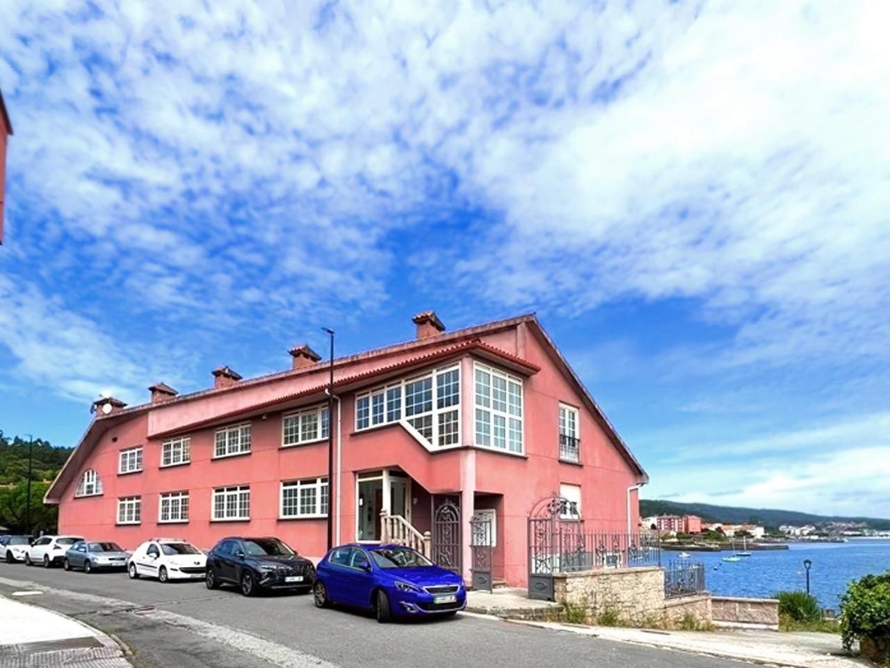 Hotel Corcubion Playa De Quenxe Екстериор снимка