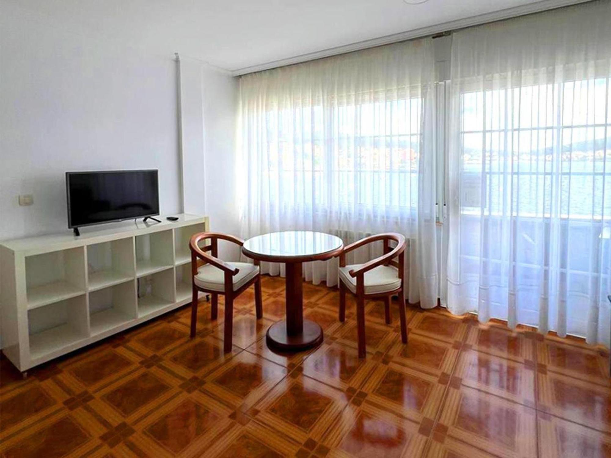 Hotel Corcubion Playa De Quenxe Стая снимка